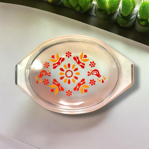 Vintage Pyrex Friendship 043 Casserole Dish 1970s Orange White Oval Dish w/ Lid - Picture 1 of 14